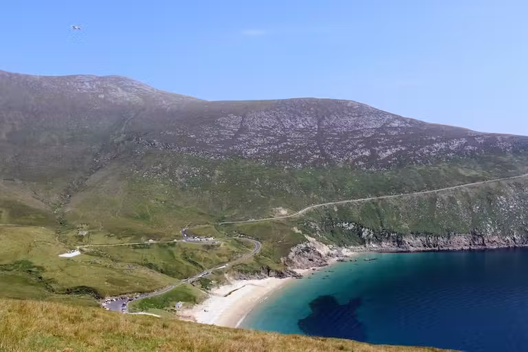 Playa de Keem Bay, Achill Island, en el condado de Mayo.