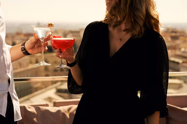 Una copa en Casa Suecia.