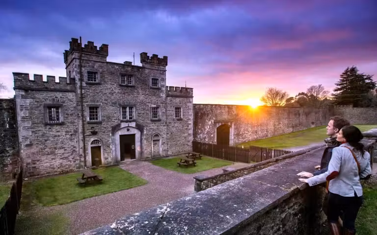 ¿Por qué es buena idea viajar a Cork con amigas?