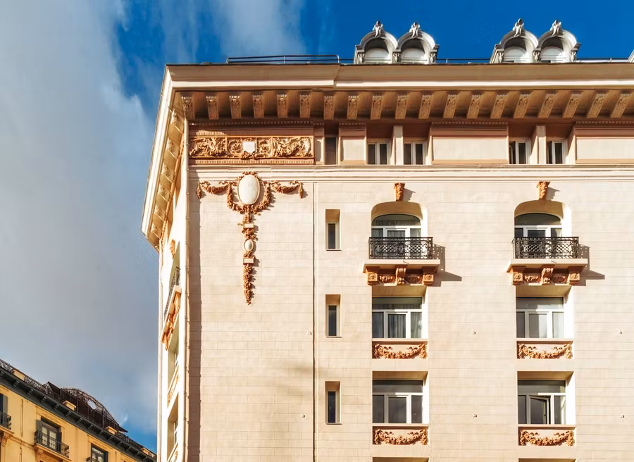 Detalles fachada hotel Palace de Madrid