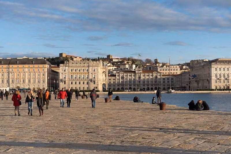 Imprescindibles en Trieste, la Italia menos italiana