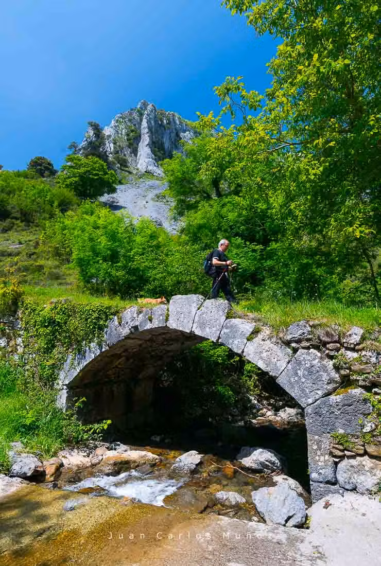 Desfiladero de Atxarte, en el Parque Natural Urkiola.