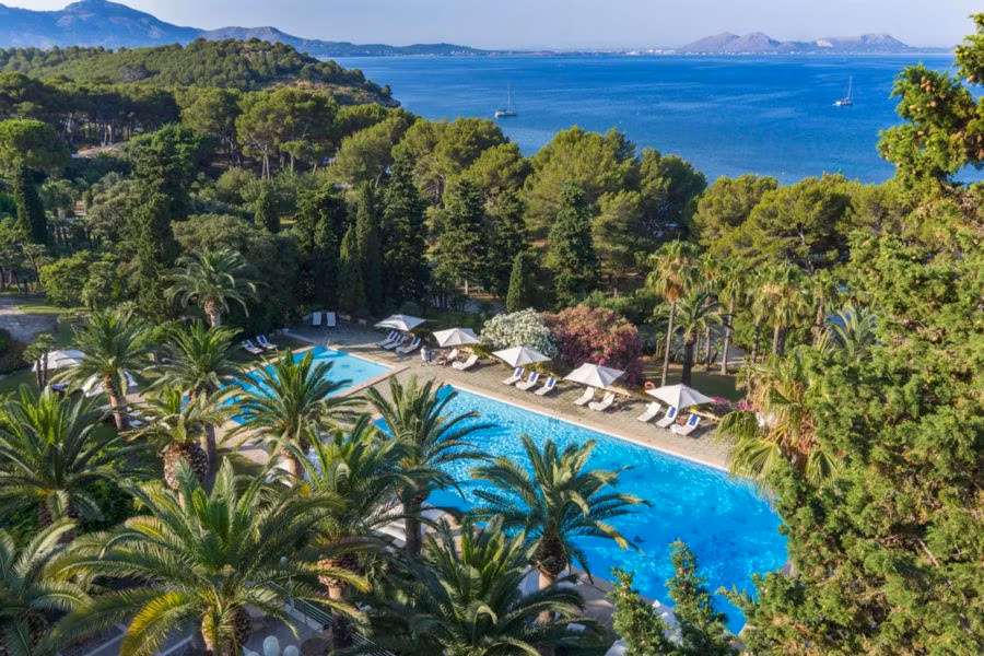 Piscina del Formentor, a Royal Hideaway Hotel.