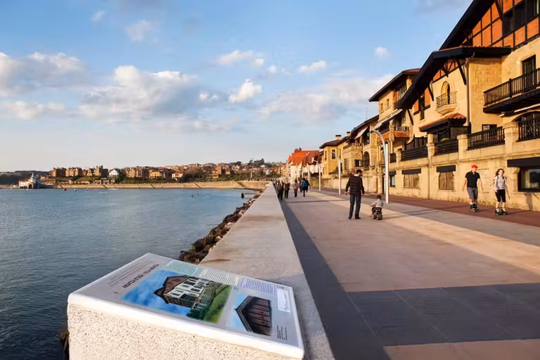 Paseo de las Grandes Villas, un itinerario muy recomendable en Getxo.