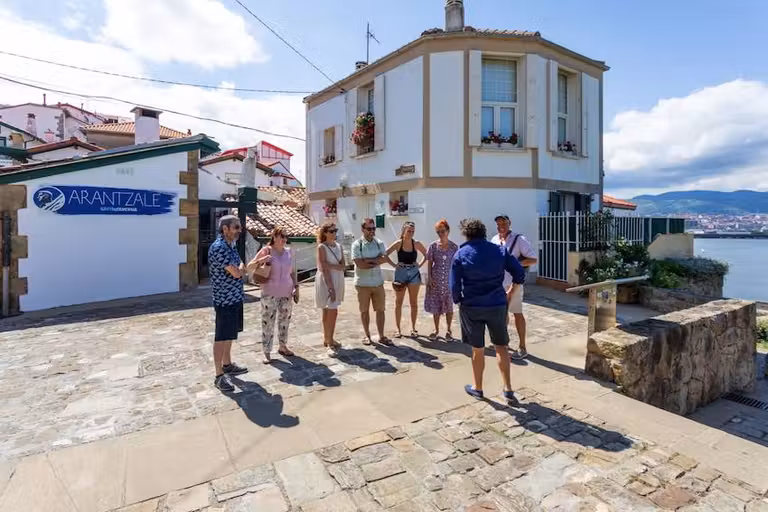 Visita guiada en Puerto Viejo.