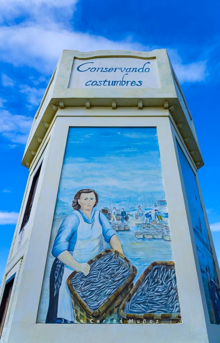 Santoña goza de una gran tradición conservera.