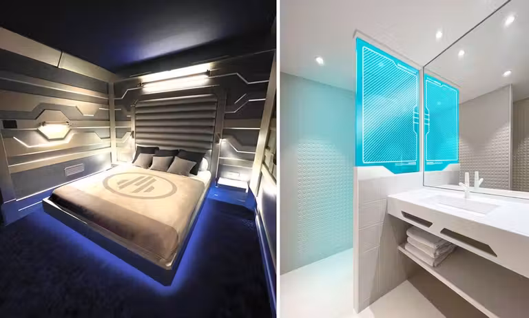 habitación y cuarto de baño del hotel station cosmos de futuroscope