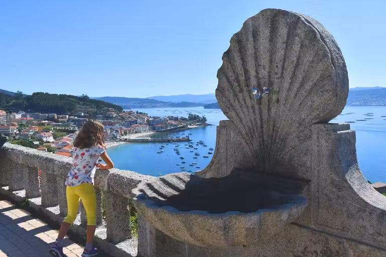 La costa de Pontevedra con niños, ocho planes para el verano