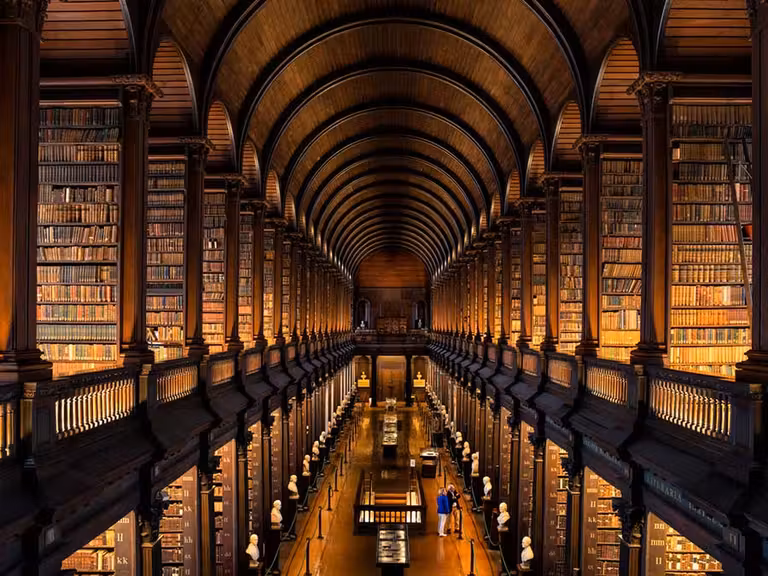 biblioteca trinity college dublin