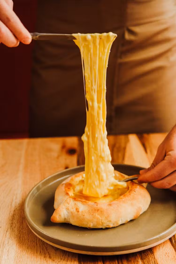 Khachapuri,plato tradicional georgiano.