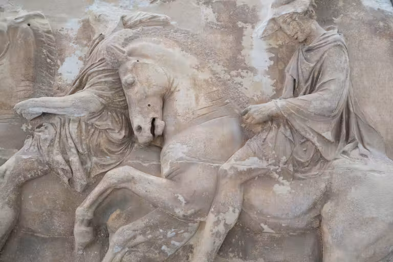 Relieves originales del Partenón en el Museo de la Acrópolis.