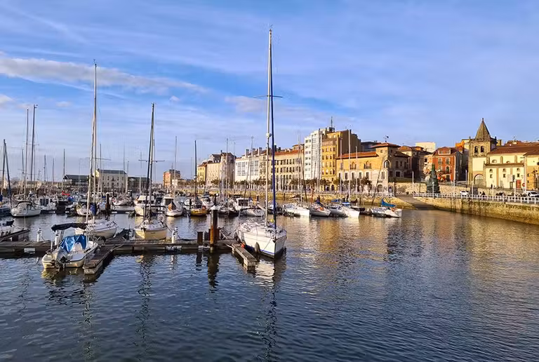 puerto de gijon