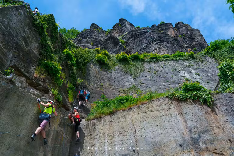 Vía Ferrata Shepherd’s Bluff, en el Parque Nacional Suiza Bohemia.