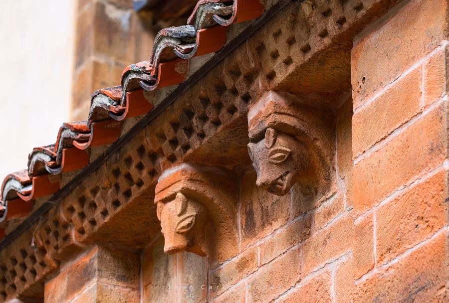 colegiata de san pedro teverga asturias