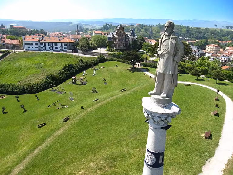 Ruta de cine: 'Primos' en Comillas