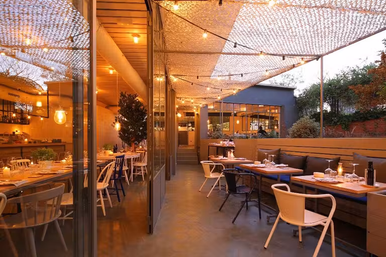 interior del restaurante madrileño Nitty Gritty