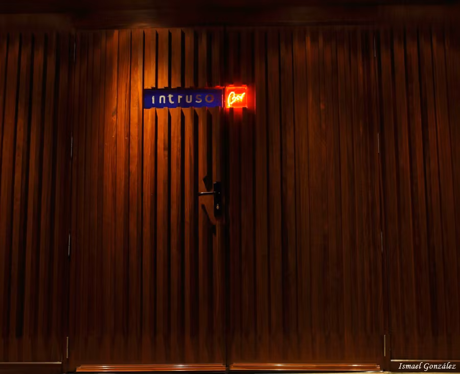 Intruso Bar, uno de los bares clandestinos de Madrid.