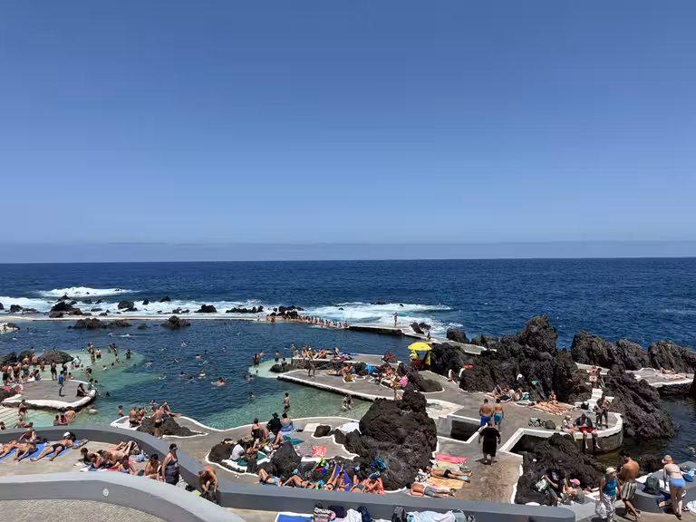 Piscinas naturales de Porto Moniz