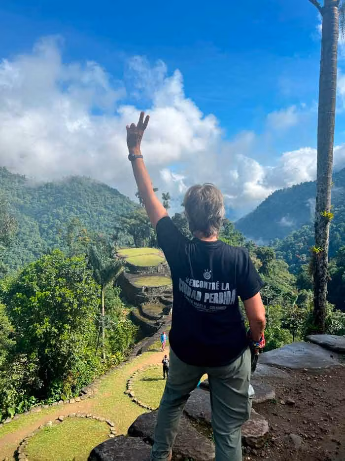 Sania frente a la Ciudad Perdida en Colombia