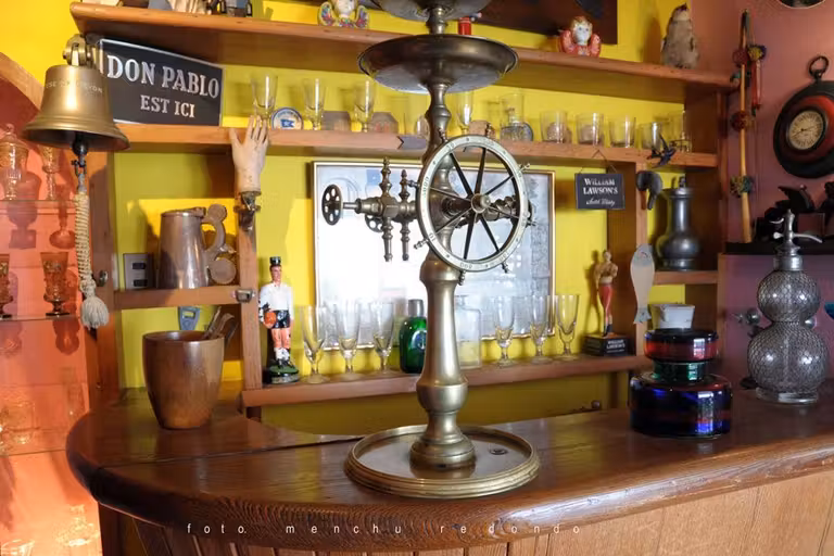 Barra de bar de La Sebastiana, la casa de Pablo Neruda.