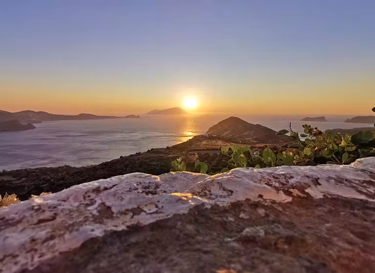 Atardecer en Milos
