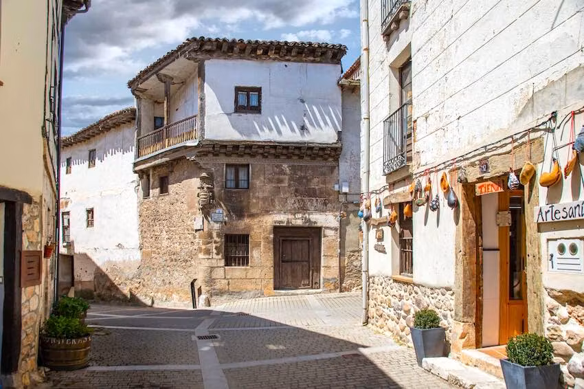 Casa del Obispo, en Covarrubias.