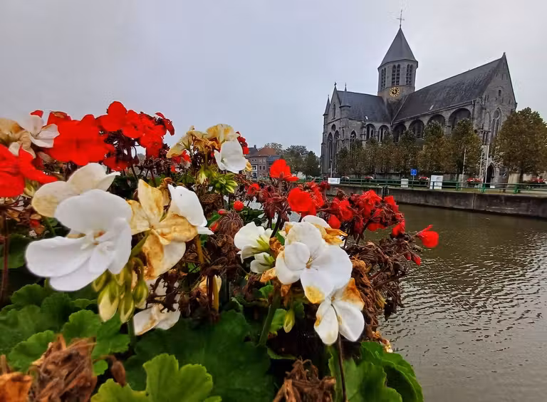 La iglesia de Nuestra Señora de Pamele en Oudenaarde.