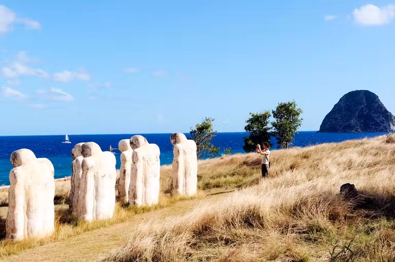 Esculturas en el Memorial a la Esclavitud.