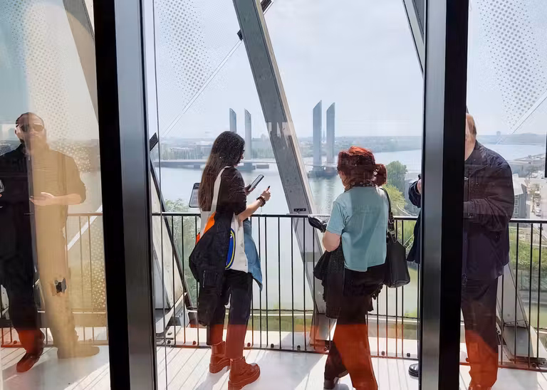 Mirador de La Cité du Vin.