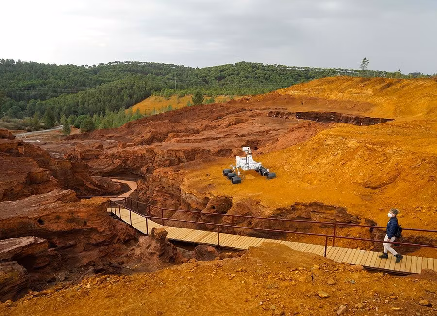 Paisaje rojizo de Riotinto