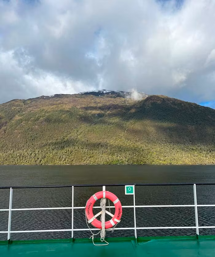 Paisajes desde el barco de Navimag.