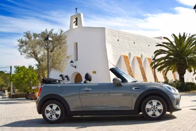 Iglesia de Es Cubells