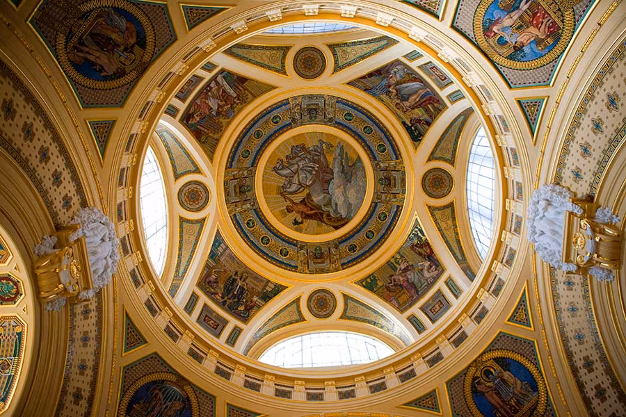 Cúpula de entrada de los Baños Gellért.